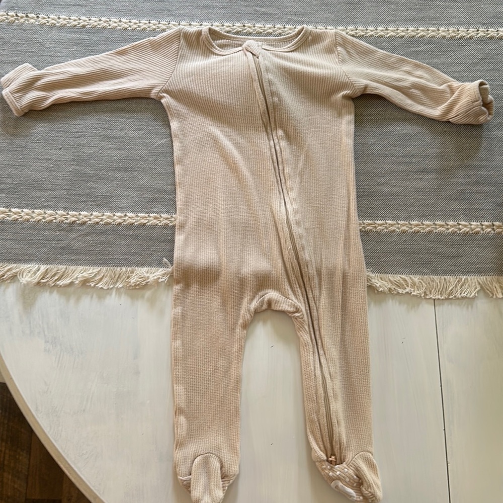 Caden Lane Jersey Zippered Footie 3-6 months